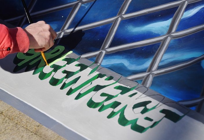 Все о пластике: В Greenpeace предложили запретить влажные салфетки в России