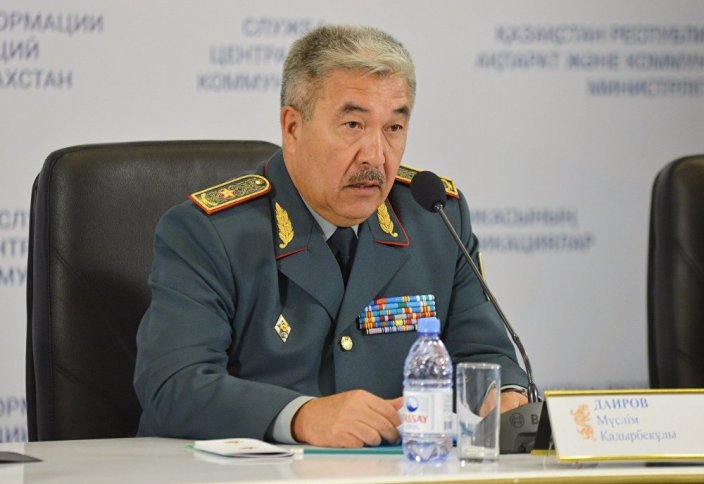 Казахстанцев предупредили о наказании за уклонение от армии