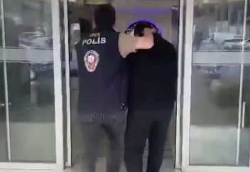 В Турции арестован создатель приложений, через которые продвигались услуги гадалок и колдунов