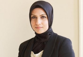 Разные: Мусульманка стала первой британской судьей в хиджабе. Запад мстит курдам за Салахаддина!?