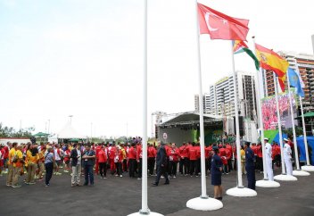 Олимпиада астанасында Қазақстанның көк байрағы көтерілді (ВИДЕО, ФОТО)