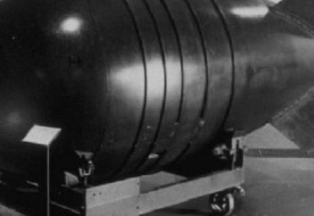 Ядерное оружие и политика: необходимый противовес