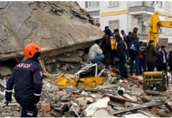 Түркиядағы аса қуатты жер сілкінісінен 3381 адам қаза тапты (видео)