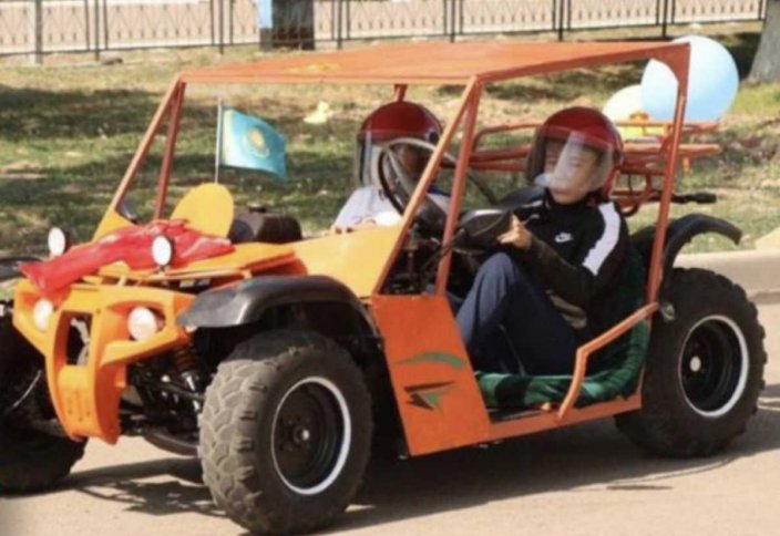 Автомобиль «Багги» построить учитель и школьники в Улытауской области