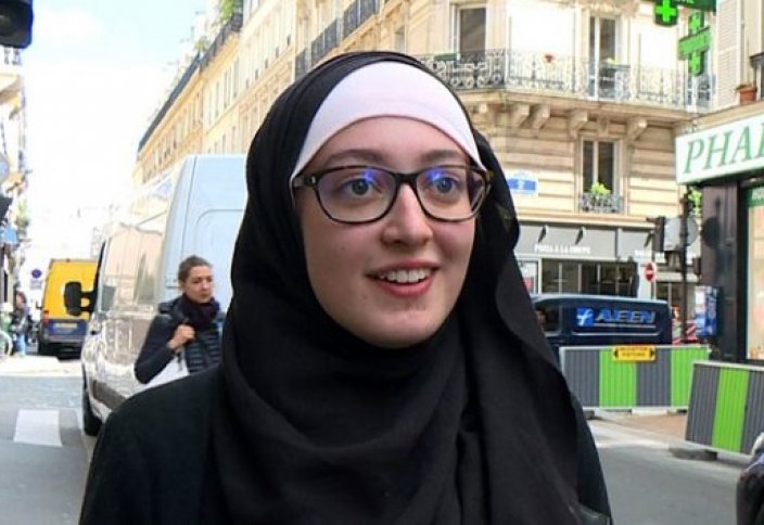 Французская студентка в хиджабе ответила министру внутренних дел