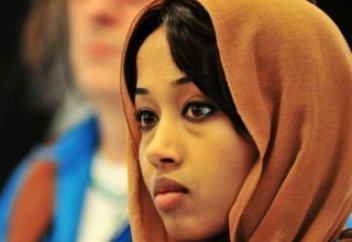 Мұсылман оқушысы тапа тал түсте жәбір көрді