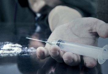 Әлемде қанша адамның есірткі қолданатыны белгілі болды