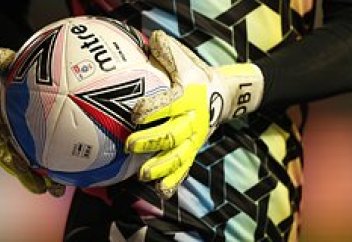 ФИФА впервые назначила женщину из Саудовской Аравии международным арбитром