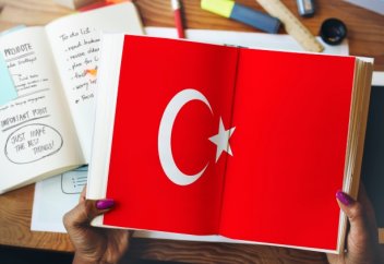 Әлемде қанша адамның түрік тілін білетіні белгілі болды