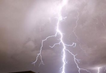 Қытайлар найзағай соққысының температурасын өлшеді