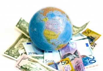 Bloomberg 2017 жылдың ең әлсіз валютасын атады