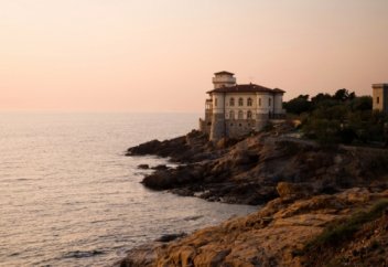 Италияда ежелгі қамалдар сатылып жатыр