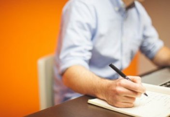 Названы самые востребованные профессии в Казахстане