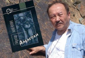 Мүңкәр мен Нәкірге «Мен Раббың!» деп айтатындай не көрінді?