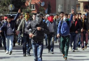 Турция наложила запрет курдам принимать участие в боях против ИГ