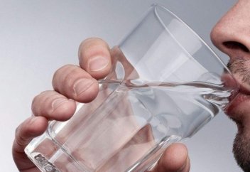 7 правил питья воды согласно Сунне