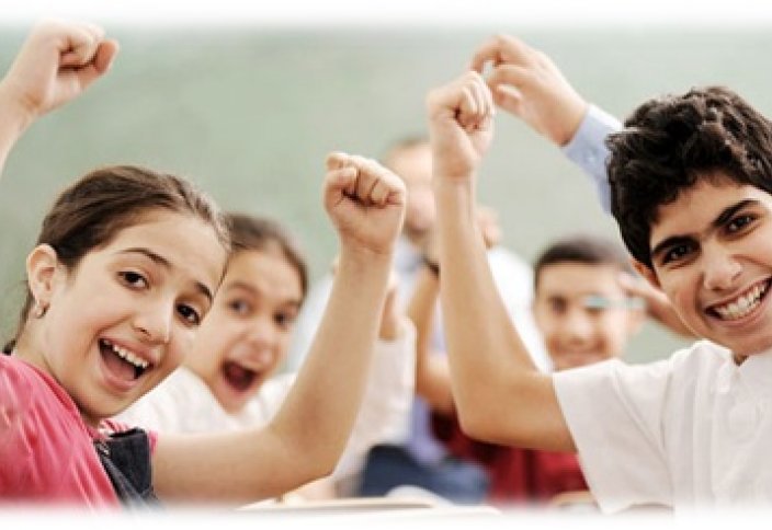 Австралия: Контроль за школьниками, совершающими намаз