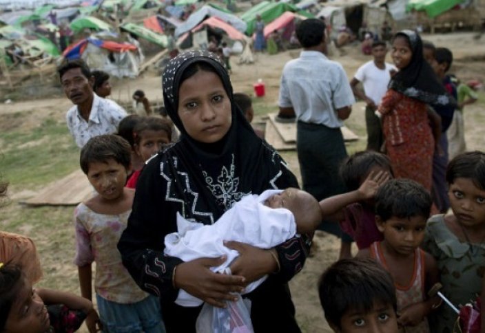 ООН: за последние 10 дней из Мьянмы бежали 87 тысяч мусульман-рохинджа