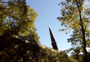 Минобороны показало пуск БР "Искандер" (видео)