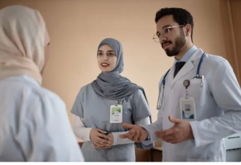 Катар денсаулық мекемелеріне қатысты қатаң саясат ұстанады