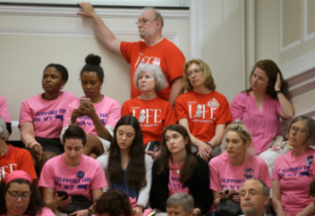 Верховный суд США отказался запрещать часть абортов