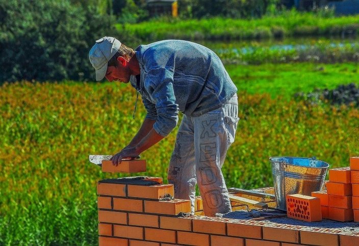 Чем грозят Казахстану миллионы оставшихся без работы мигрантов