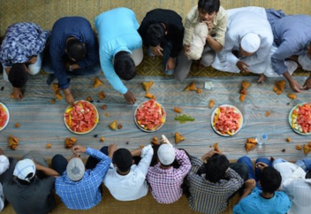 Радикалдар мұсылмандарды вегетарианға айналдырғысы келеді