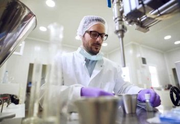 Асүй сүлгісіне қарағанда суды үш есе көп сіңіріп алатын мата жасалды