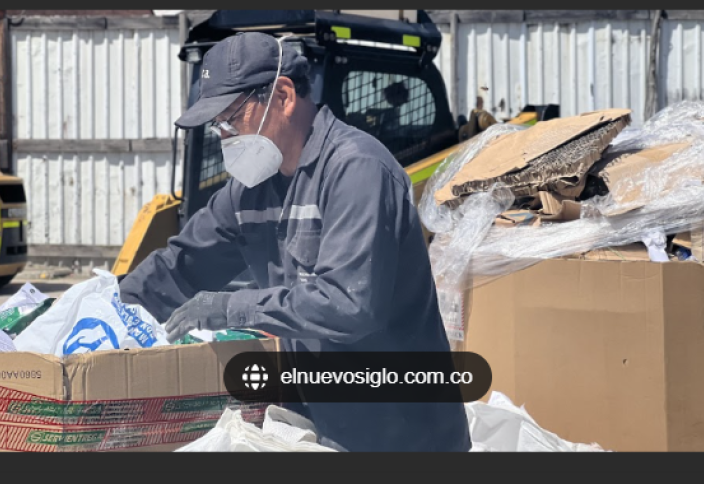 Уборщикам приказано раскопать тонны мусора, чтобы найти часы за 140 долларов, потерянные китайским туристом