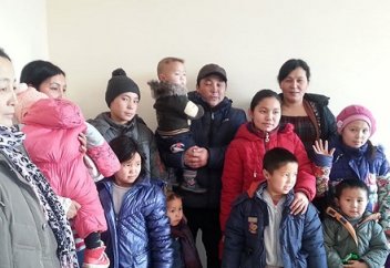 В Актобе бизнесмен купил квартиру многодетной семье