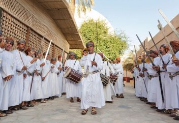 Арда – древний арабский танец воинов (фото+видео)