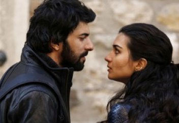 Құштарлықпен сүйіскендері үшін айыппұл салынды