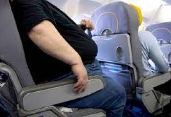 Пассажиров самолетов будут взвешивать в Казахстане