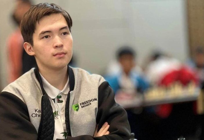 20 жастағы қазақ жігіті шахматтан әлем чемпионы атанды