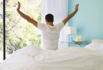 Эксперт рассказала, как научиться легко просыпаться по утрам