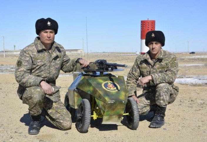 Солдаты в Актау создали боевого робота из подручных средств
