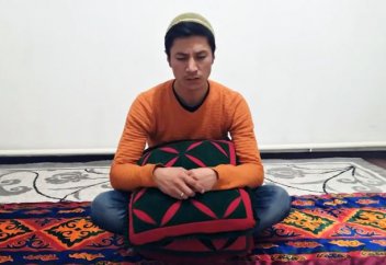 Жұлдыздар Құран оқудан жарысқа түсуде