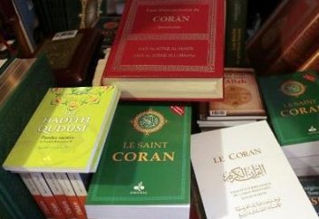 Франция: Исламская литература хит сезона