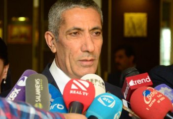 В Азербайджане могут быть введены единые правила похорон