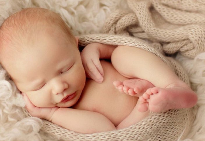 Реалистичная кукла-копия живого ребенка вселила страх в наблюдателей