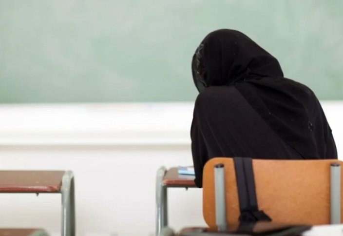 Қоғамдық орындарда тұмшаланып киінгендер жауапқа тартылмақ