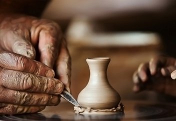 Какими ремеслами занимались Пророки (мир им)?