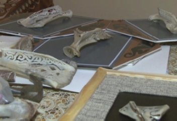 Мал сүйегінен қолөнер бұйымдарын жасайтын шебер (видео)