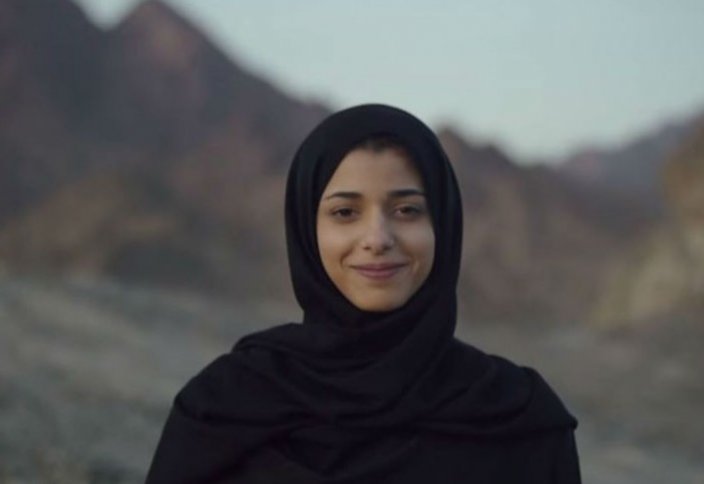 Мусульманка в рекламном ролике Jeep вызвала возмущение среди исламофобов
