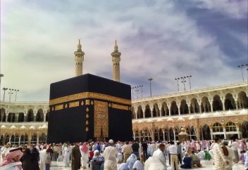 Йеменцам впервые за три года разрешили совершать Умру