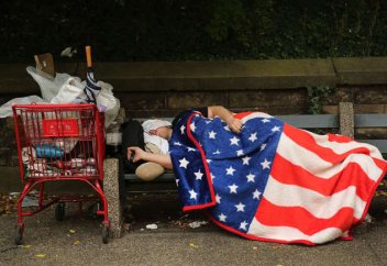 Ежедневные доходы самых богатых и беднейших в мире