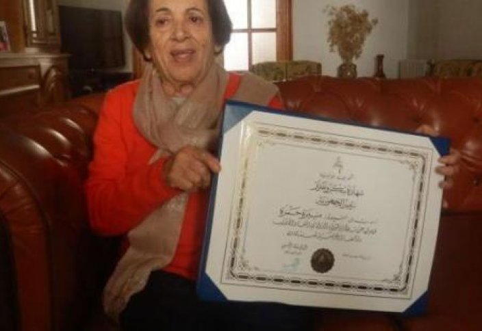 85-летняя мусульманка получила научную степень