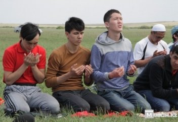 Ауыз бекітерде және ауызашарда қандай дұғалар оқуым қажет?