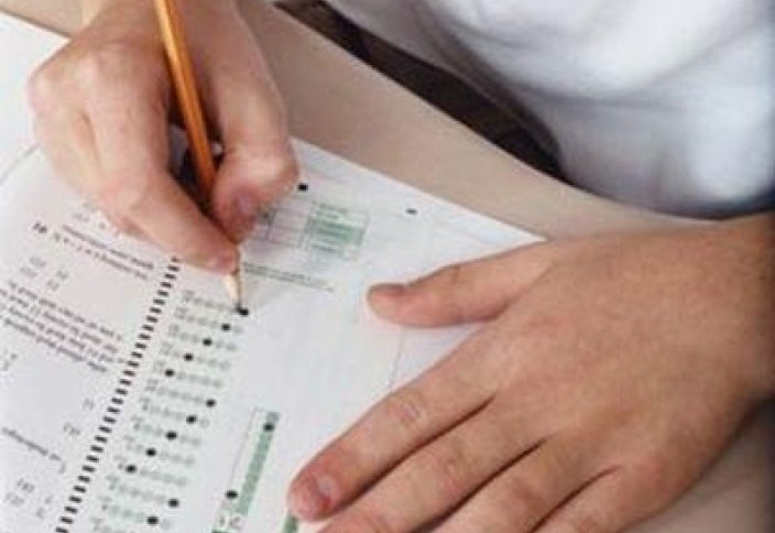 Британским школьникам разрешили сдать экзамены до начала месяца Рамадан