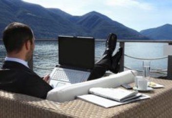 В Казахстане снизят пенсионные взносы для фрилансеров